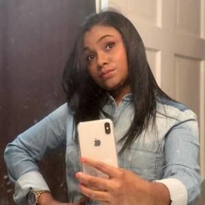 Meet your Posher, Beatriz